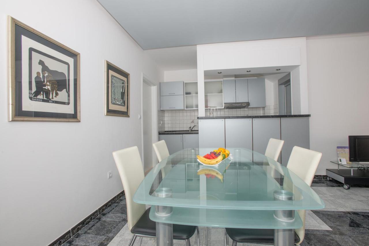 Apartments Marcela Makarska Exterior photo