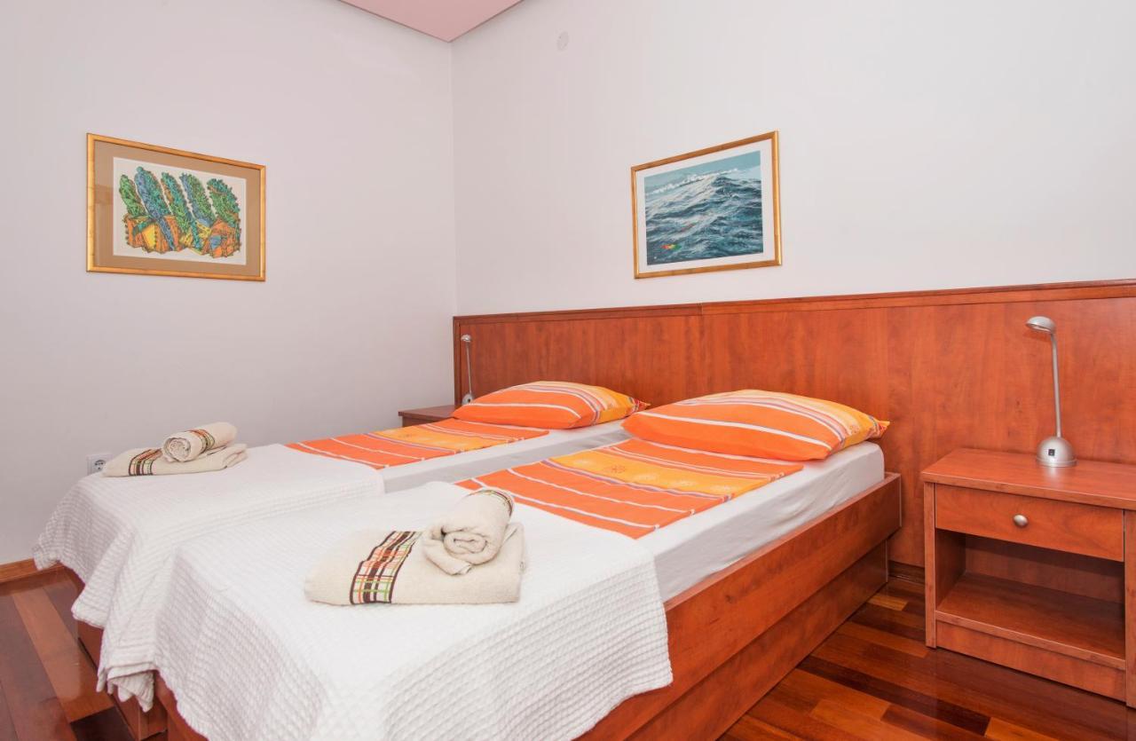 Apartments Marcela Makarska Exterior photo