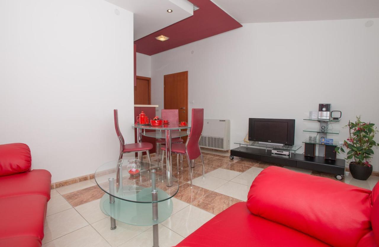 Apartments Marcela Makarska Exterior photo